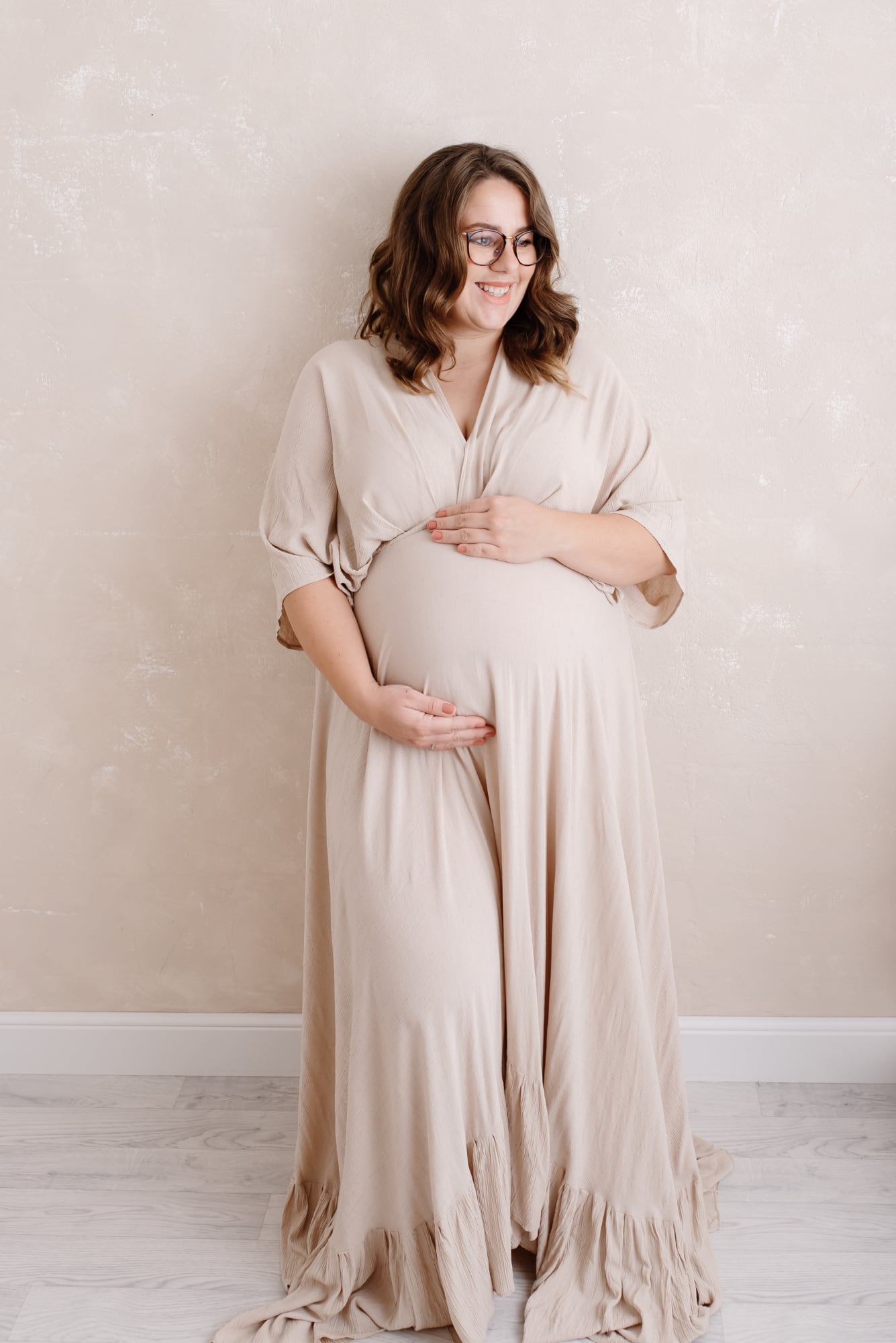 Curvy Babybauchshooting NRW, Curvy Babybauchfotografie NRW