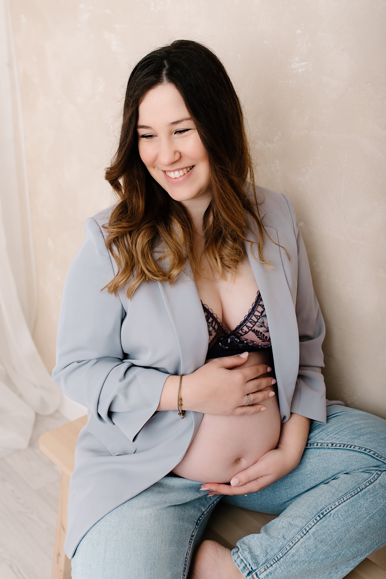 Curvy Babybauchshooting NRW, Curvy Babybauchfotografie NRW