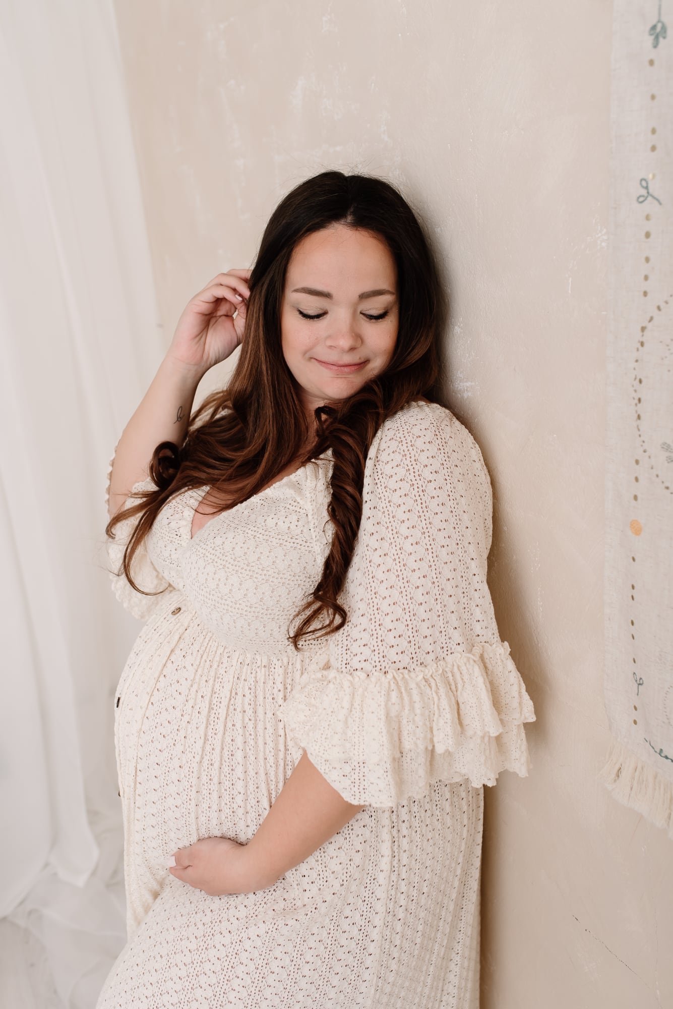 Curvy Babybauchshooting NRW, Curvy Babybauchfotografie NRW