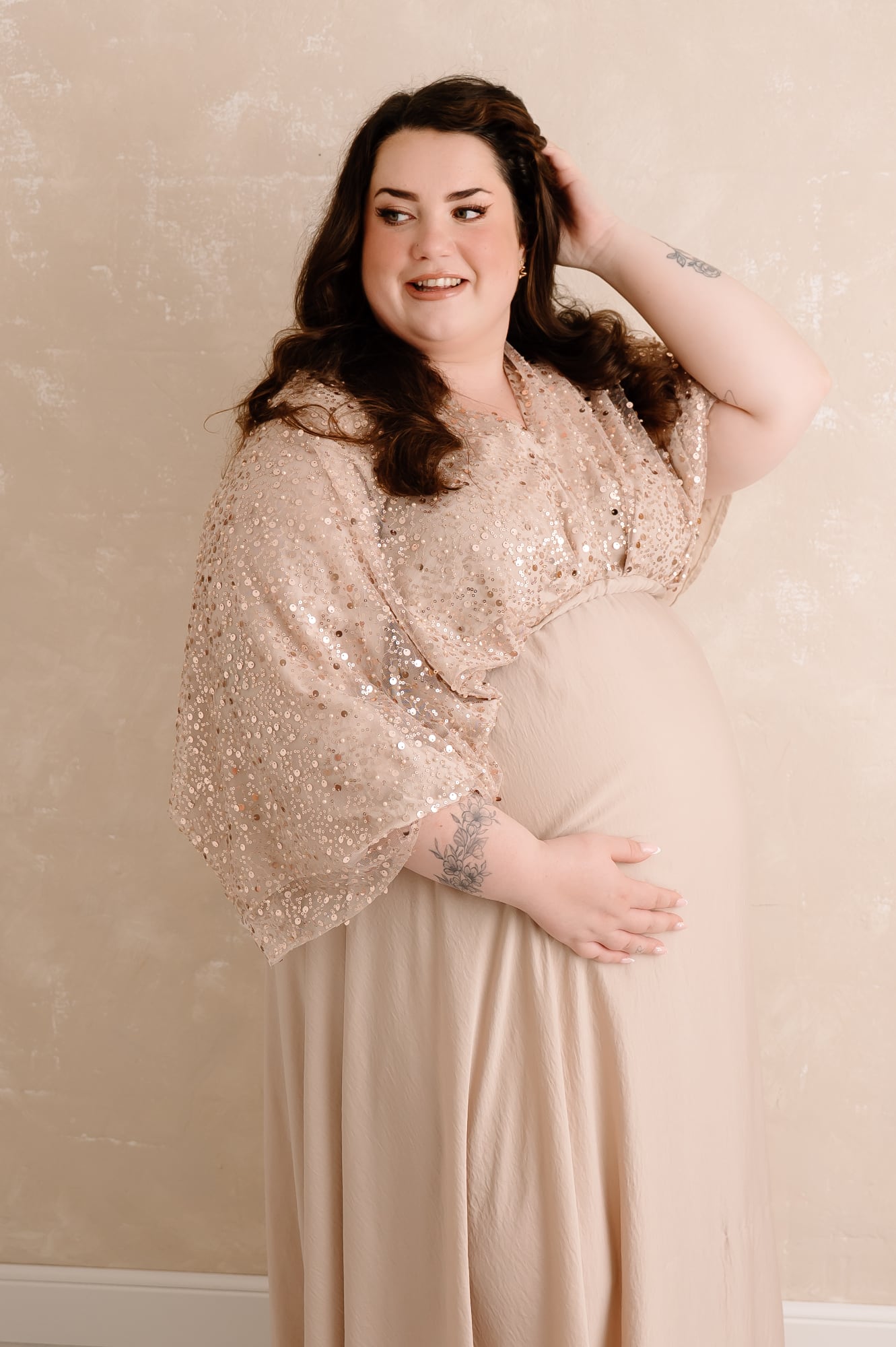 Curvy Babybauchfotografie Monheim, Curvy Babybauchshooting Monheim