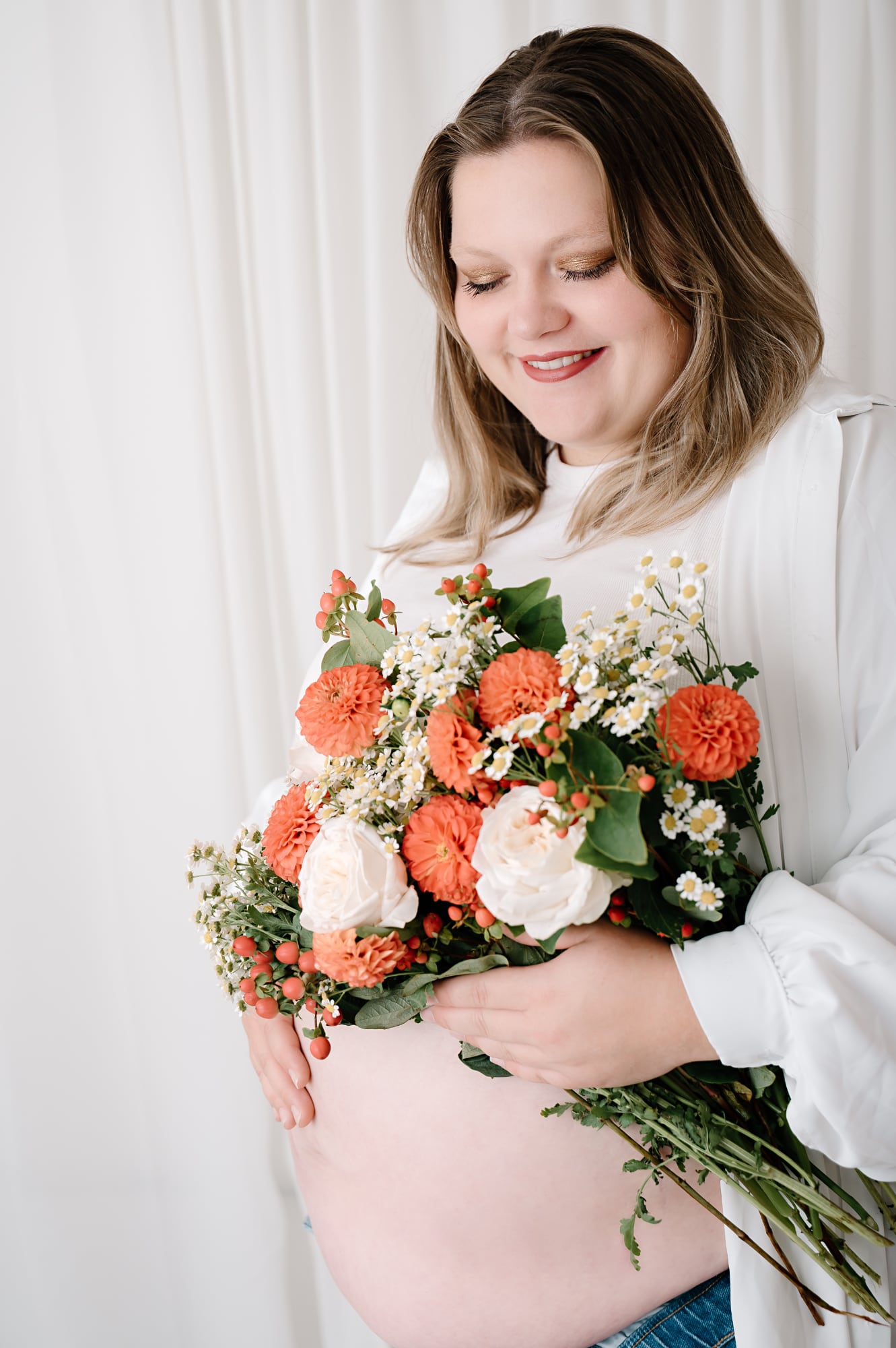 Curvy Babybauchfotografie Köln, Curvy Babybauchshooting Köln, Plus Size Shooting