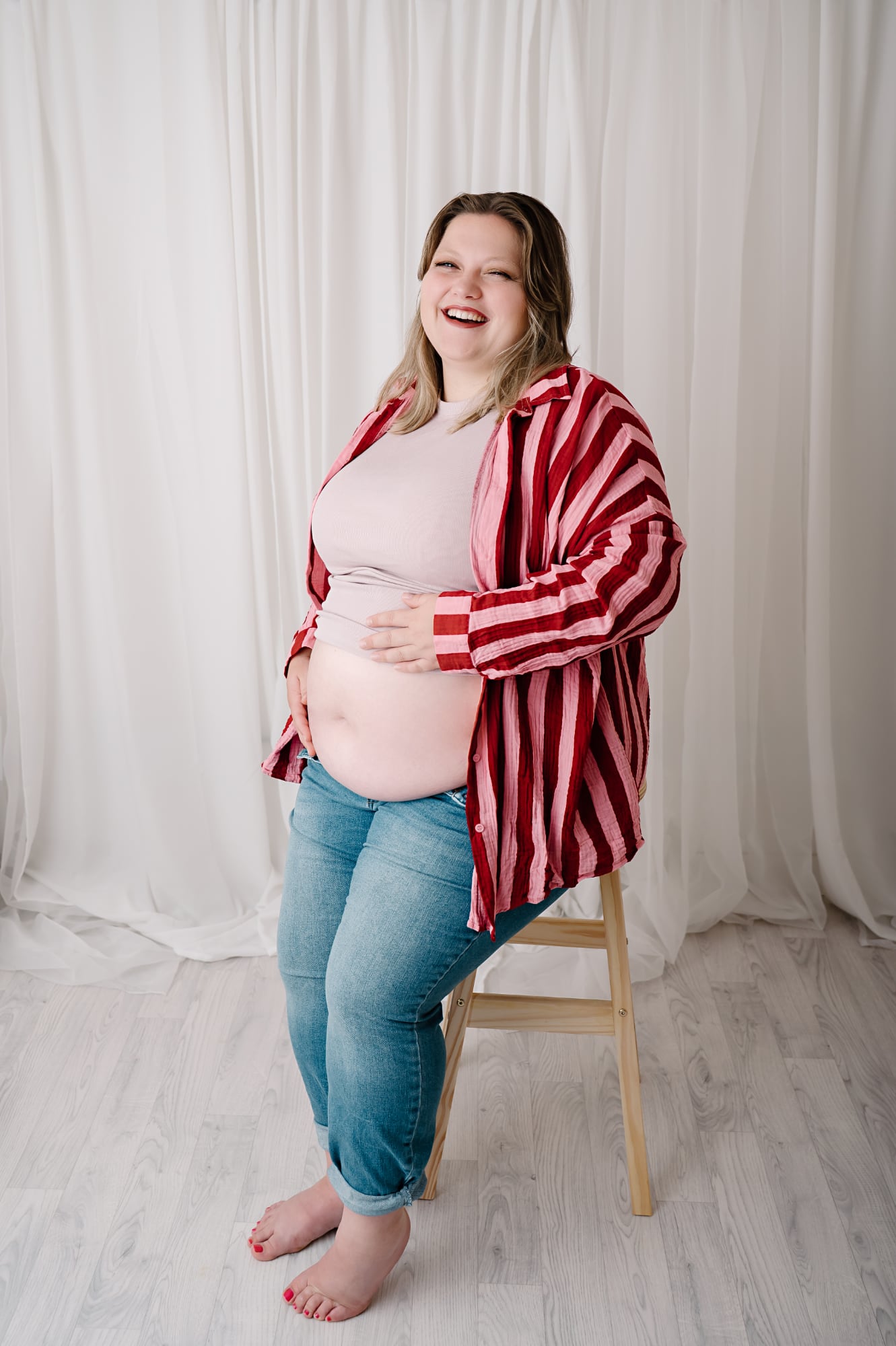 Curvy Babybauchfotografie Köln, Curvy Babybauchshooting Köln, Plus Size Shooting
