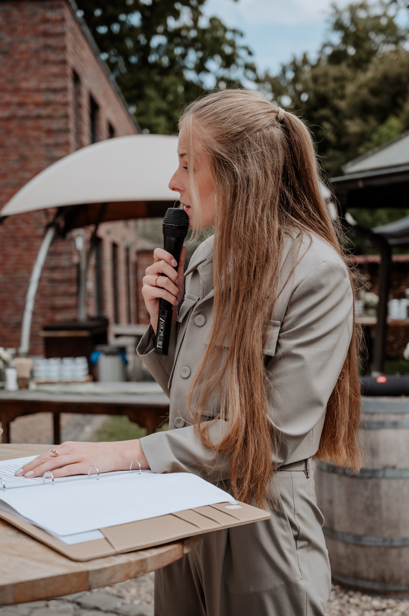 Freie Trauung Monheim, Hochzeitsfotos Monheim, Hochzeitsfotos Marienburg, Materne Fotografie
