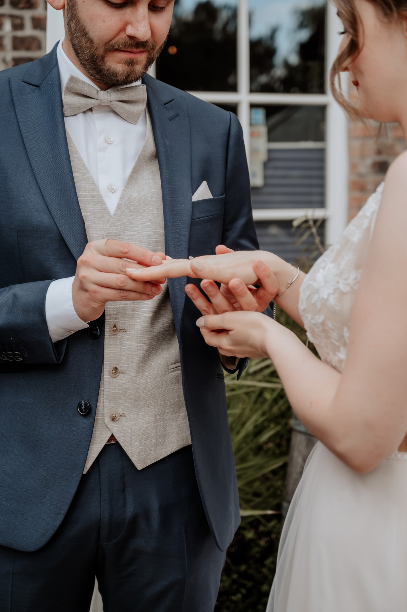 Freie Trauung Monheim, Hochzeitsfotos Monheim, Hochzeitsfotos Marienburg, Materne Fotografie