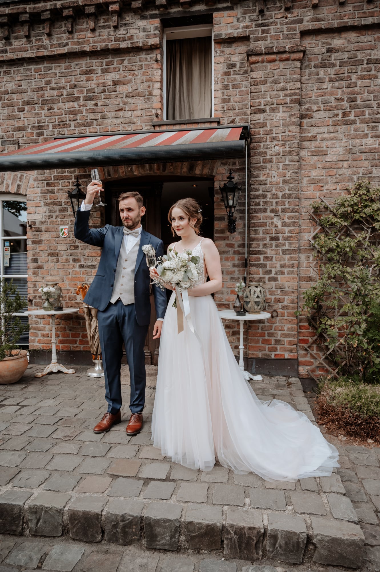 Freie Trauung Monheim, Hochzeitsfotos Monheim, Hochzeitsfotos Marienburg, Materne Fotografie