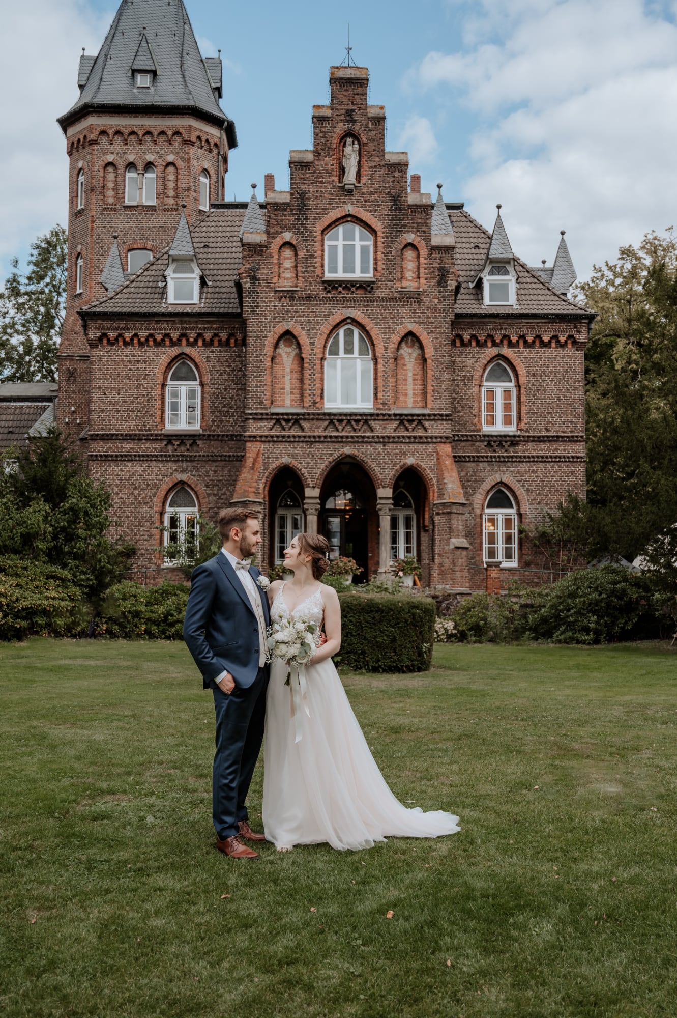 Freie Trauung Monheim, Hochzeitsfotos Monheim, Hochzeitsfotos Marienburg, Materne Fotografie