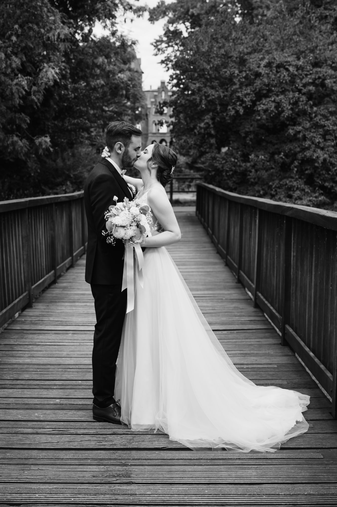 Freie Trauung Monheim, Hochzeitsfotos Monheim, Hochzeitsfotos Marienburg, Materne Fotografie